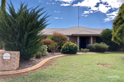 36 Dunvarleigh Cres, Griffith, NSW 2680
