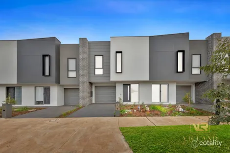 22 ALTURA DR, TRUGANINA, VIC 3029