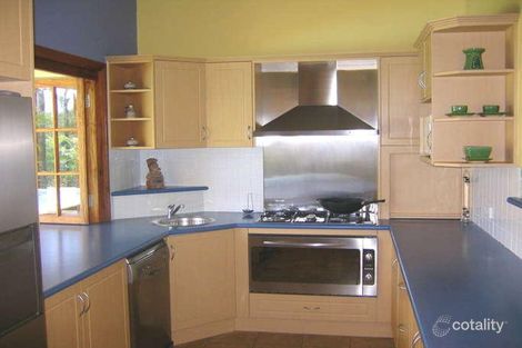 Property photo of 2 Ribbon Close Clifton Beach QLD 4879