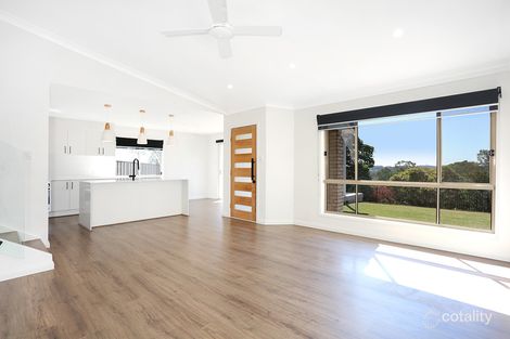 2 Paddington Dr, Carrara, QLD 4211