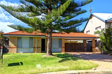 8 Seattle Ct, Quindalup, WA 6281
