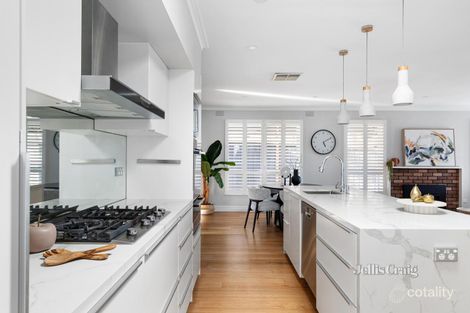 Property photo of 44 Yerrawa Drive Watsonia VIC 3087