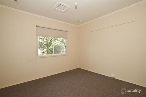 Property photo of 8 Wordsworth Avenue Heidelberg Heights VIC 3081