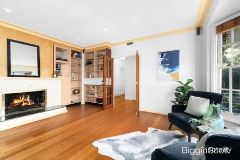 7 Wadham Pde, Mount Waverley, VIC 3149