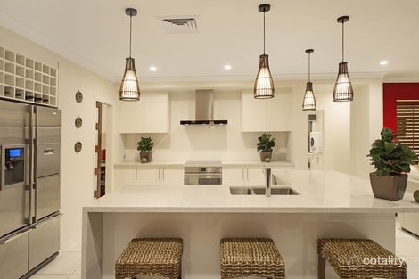 Property photo of 6 Twin Lakes Drive Murrumba Downs QLD 4503