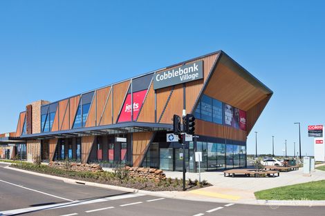 Property photo of 1 Eaglemont Drive Strathtulloh VIC 3338