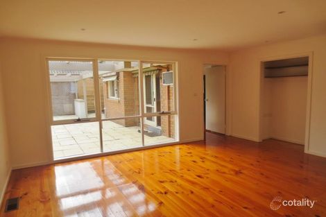 Property photo of 92 Highview Crescent Macleod VIC 3085