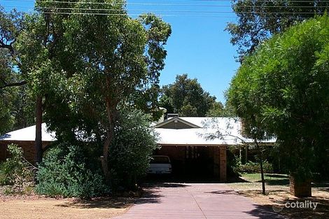 Property photo of 6 Archibald Place Lesmurdie WA 6076