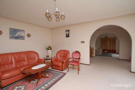 Property photo of 52 Centre Way Glenroy VIC 3046