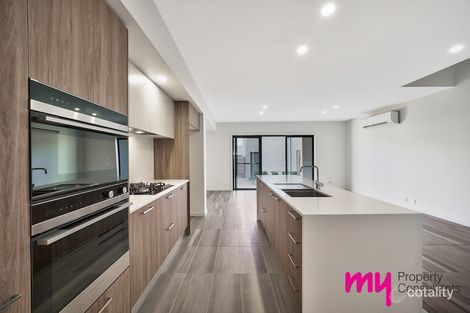 Property photo of 90 Fairbank Drive Gledswood Hills NSW 2557
