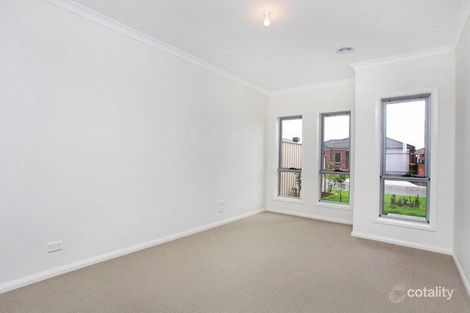 Property photo of 1/2 Anastasia Court Hillside VIC 3037