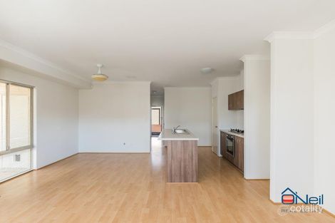 Property photo of 2/3 Mountain View Kelmscott WA 6111