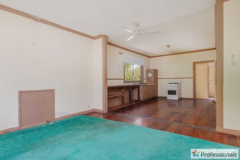 Property photo of 28 Hubbard Way Medina WA 6167