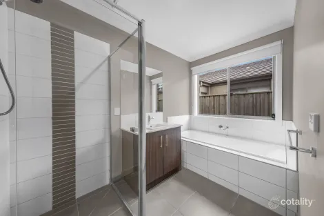 Property photo of 23 Cubbyhouse Road Wyndham Vale VIC 3024