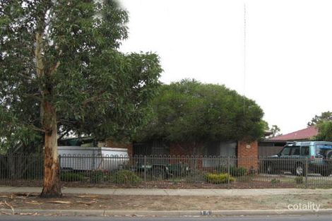 15a Kinterbury Dr, Kings Park, VIC 3021