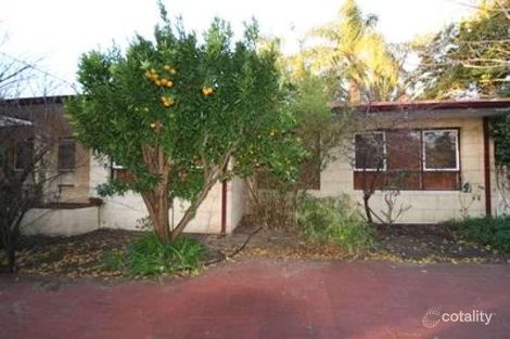 8 Peter St, Kelmscott, WA 6111
