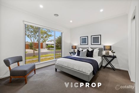Property photo of 5 Opsum Way Williams Landing VIC 3027