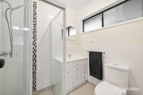 Property photo of 6 Caprice Place Narre Warren VIC 3805