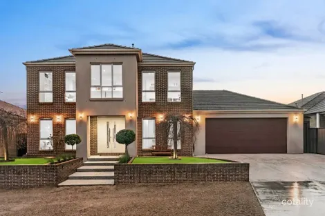 Property photo of 28 Melfin Drive Hillside VIC 3037