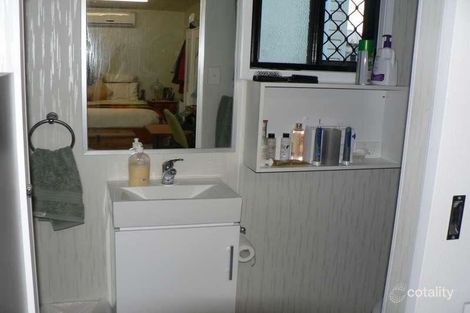 Property photo of 40 Ure Street Wynnum QLD 4178