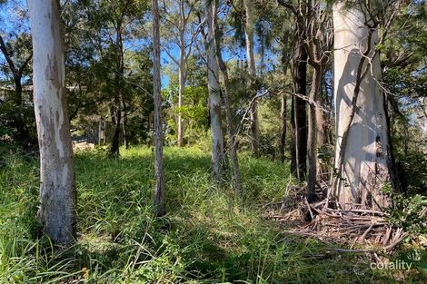 16 Blue Waters Cres, Macleay Island, QLD 4184