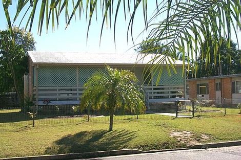85 Menzies St, Park Avenue, QLD 4701