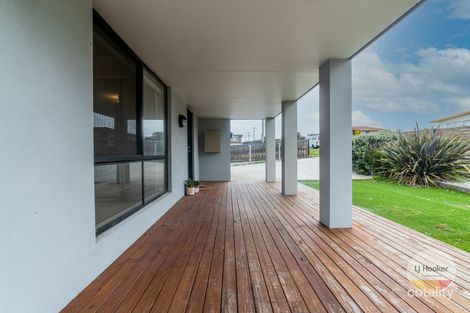 Property photo of 11 Second Avenue Midway Point TAS 7171