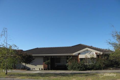 84 Saronvale Cres, Hillside, VIC 3037