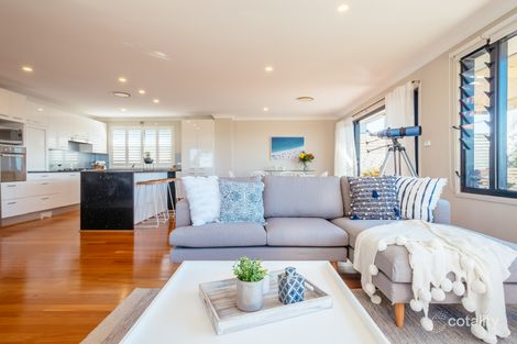 Property photo of 16 The Quarter Deck Merewether Heights NSW 2291