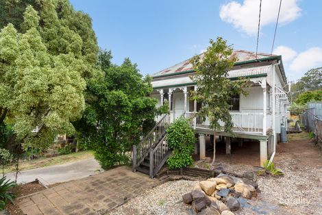 6 Hill St, Blackstone, QLD 4304