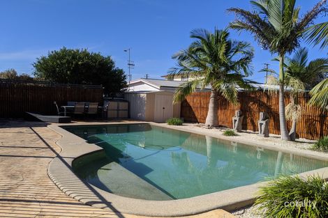 Property photo of 12 Brooke Avenue Killarney Vale NSW 2261