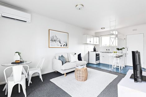 Property photo of 17/8 Bennett Street Fitzroy North VIC 3068