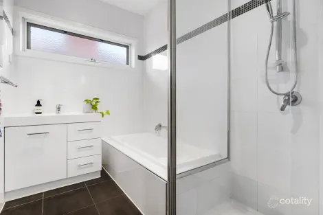 Property photo of 122 McLaughlin Street Ardeer VIC 3022