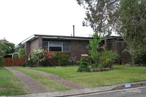 824 Macquarie Dr, Croudace Bay, NSW 2280