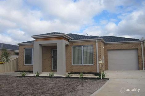 3/23 Fishburn Gr, Melton West, VIC 3337