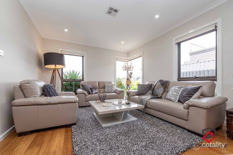 Property photo of 15 Kilgariff Street Coombs ACT 2611