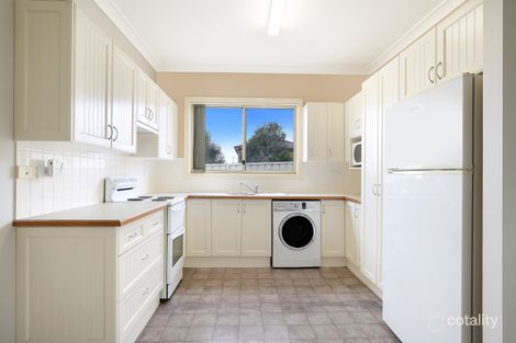 Property photo of 2/12 Wallace Road Fernhill NSW 2519