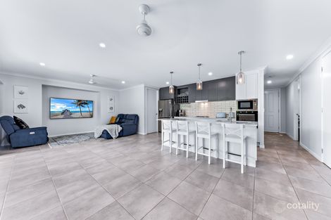 Property photo of 1 Arnold Court Cannonvale QLD 4802