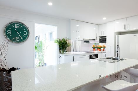Property photo of 42 Allambi Avenue Broadbeach Waters QLD 4218