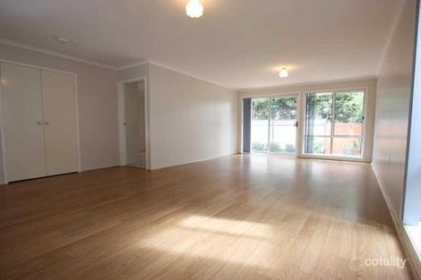 Property photo of 10/17 Elm Way Jerrabomberra NSW 2619