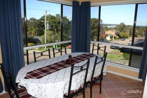 Property photo of 28 Grandview Parade Gorokan NSW 2263