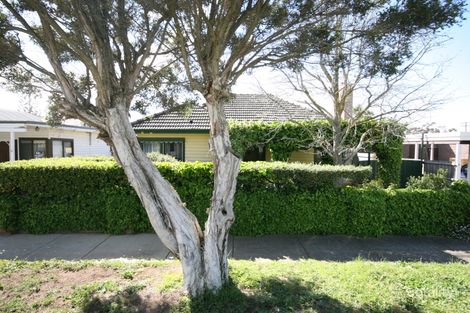 4 Stewart St, Herne Hill, VIC 3218