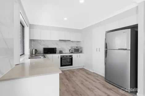 Property photo of 9 Crescent Street Urangan QLD 4655