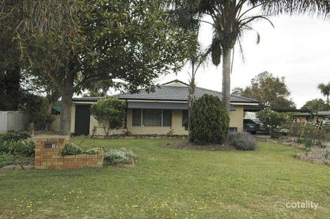 4 Wyton Pl, Gosnells, WA 6110
