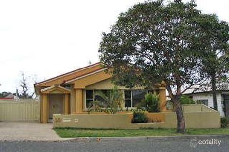 10 Henry St, Belmont, NSW 2280