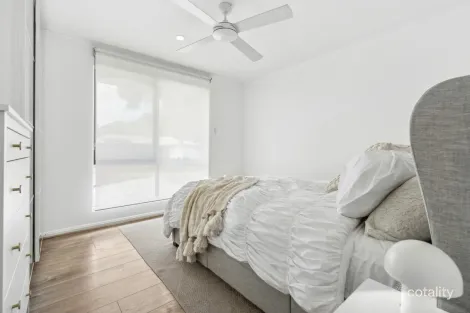 Property photo of 3 Devon Crescent Happy Valley SA 5159