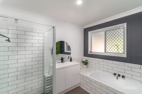 Property photo of 58 Markwell Drive Kooralbyn QLD 4285