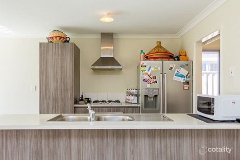 Property photo of 36 Panozza Circle Maddington WA 6109