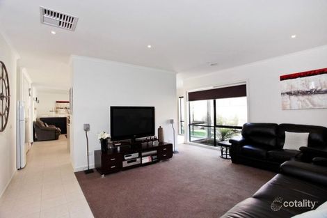 Property photo of 4 Peacock Drive Epsom VIC 3551