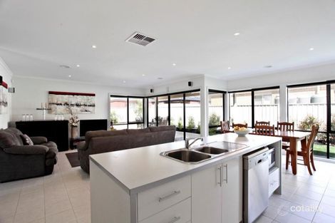 Property photo of 4 Peacock Drive Epsom VIC 3551